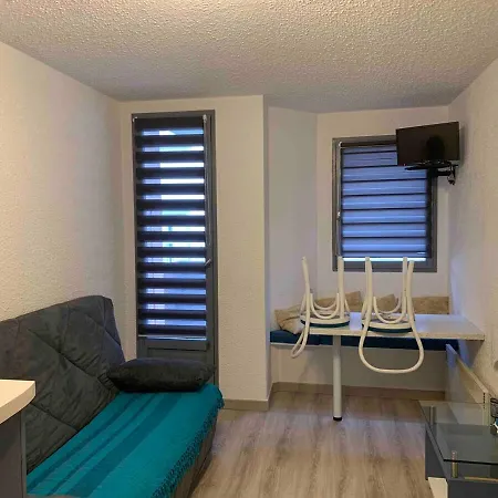 Apartment Joli